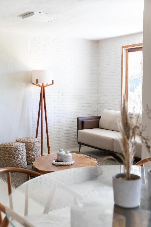 Kanaha Guest house